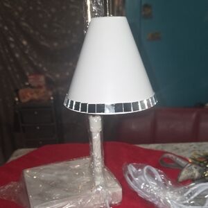 Modern White Table Lamp